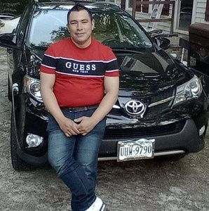 Meet your Posher, Cesar